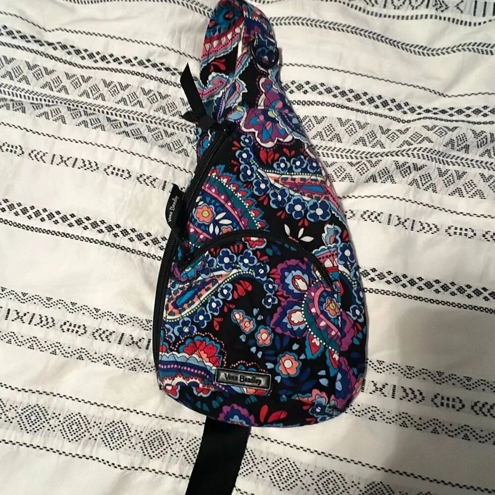 Vera BradleyโPaisley Sling Backpack Crossbody Bag